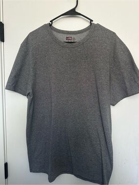 Men's Short Sleeve Gray Crewneck T-Shirt